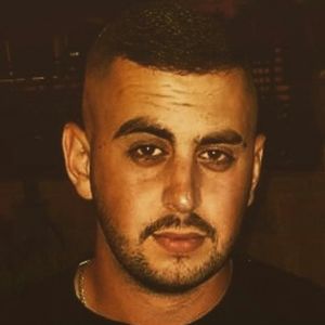 Meet your Posher, Amir