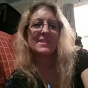 Meet your Posher, Lorri