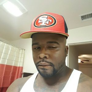 Meet your Posher, Derrick