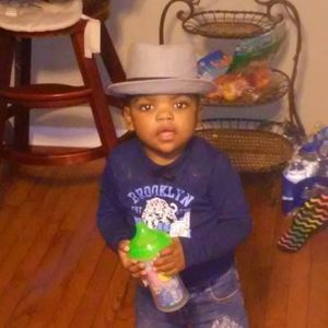 Meet your Posher, Kenneth