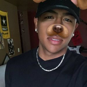 Meet your Posher, Enrique