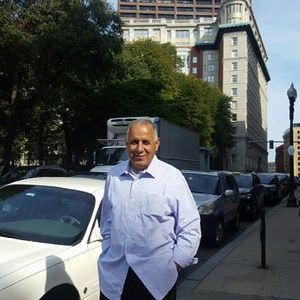 Meet your Posher, Karim