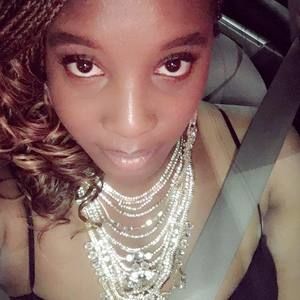 Meet your Posher, Letia