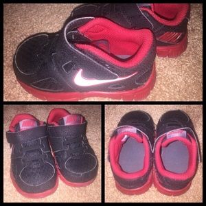 Toddler Nike's