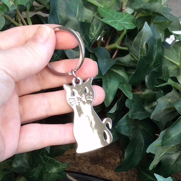 Cat Keychain - Picture 2 of 4