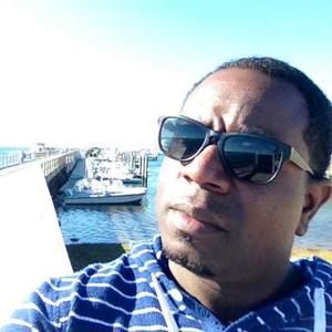 Meet your Posher, Elliot