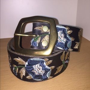 Lucky Brand belt