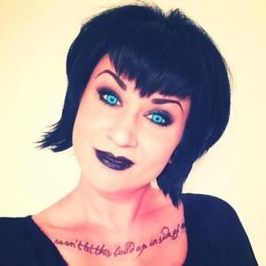 Meet your Posher, Tara