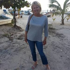 Meet your Posher, Julie