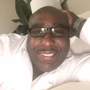 Meet your Posher, Lawrence