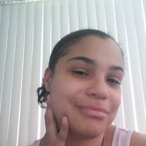 Meet your Posher, Cassandra