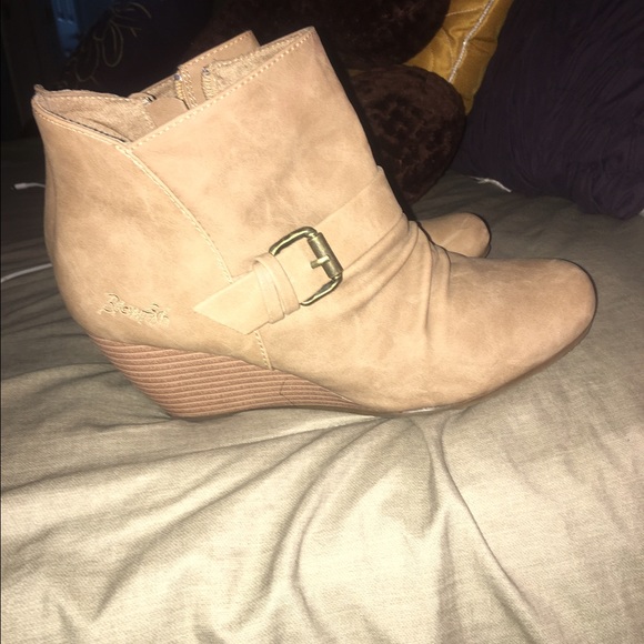 Tan Blowfish Wedge Booties! Size 8.5
