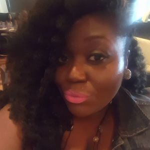 Meet your Posher, Janité