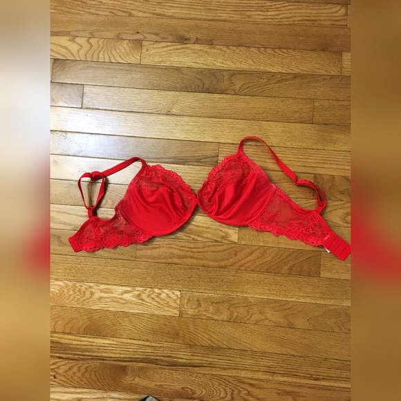 34D red lace bra