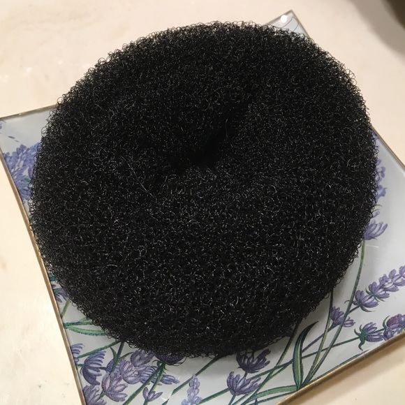 Bun hair accessory