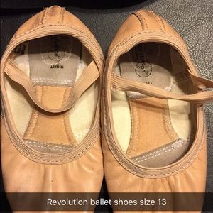 Ballet shoes