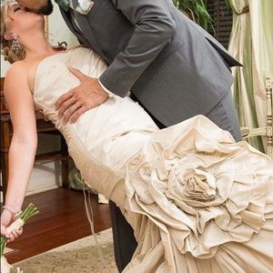 Yvonne La Fleur Wedding Dress