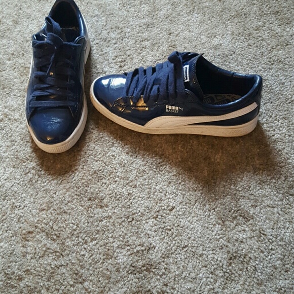 Blue patent pumas!