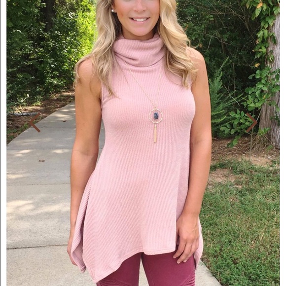 Blush sweater - Picture 1 of 3