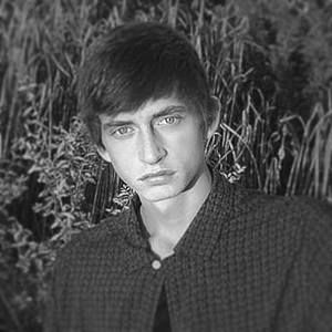 Meet your Posher, Eddie