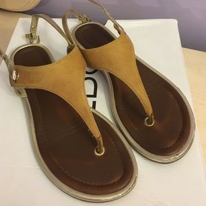 Aldo Sandals