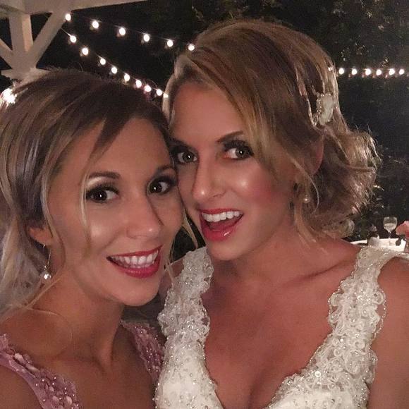 Meet your Posher, Holly - Picture 1 of 1