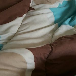 Meet your Posher, Mona