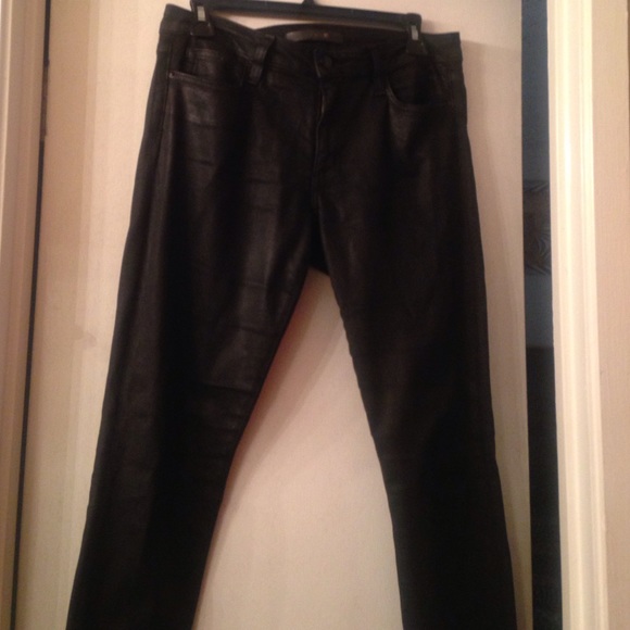 Black ankle cut Joe's Jeans