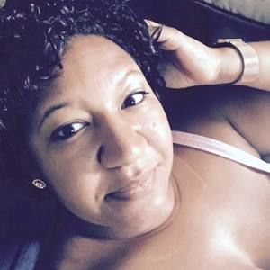 Meet your Posher, Suzanne