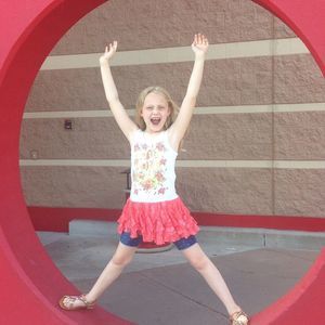 Meet your Posher, Danielle