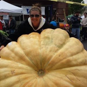 Meet your Posher, Kelly