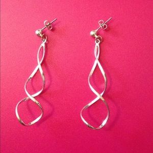 Silver earrings 💋💍👑