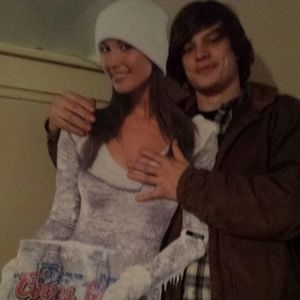 Meet your Posher, Logan