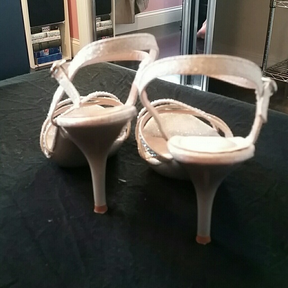 RHINESTONE ๐ HEELS - Picture 3 of 8