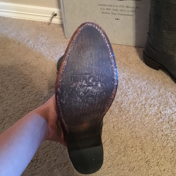 Independent Boot Company Mansfield Gray Boots - Picture 4 of 4