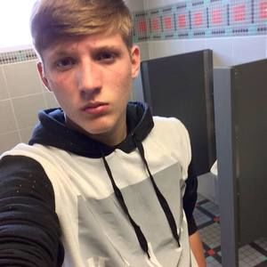 Meet your Posher, Caleb