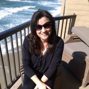 Meet your Posher, Leeann