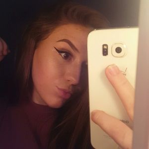 Meet your Posher, Marissa