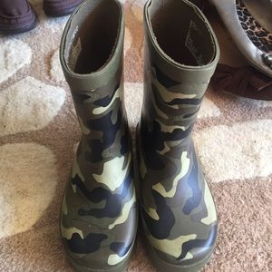 Little boy rain boots