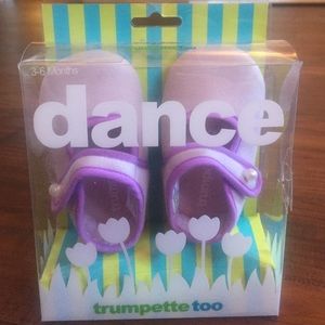 New in box lavender baby girl Mary Janes