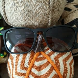 AUTHENTIC Rayban Erika