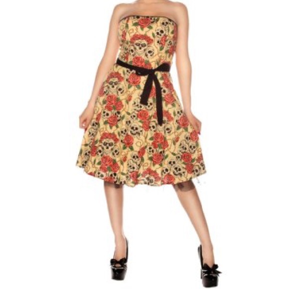 NWOT Folter Forever Yours Dress