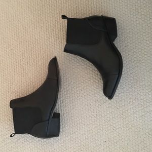 Black leather dolce vita booties