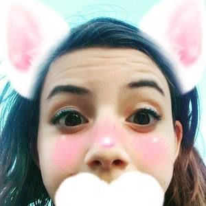 Meet your Posher, Kaylie