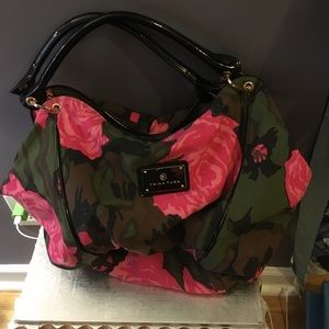 Trina Turk Camo | Hot Pink Roses Bag