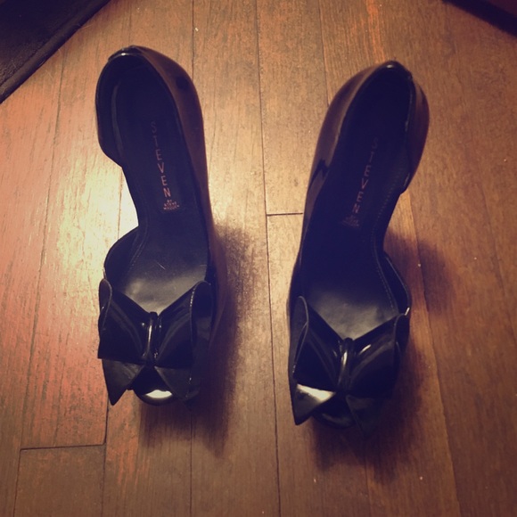 Steven Rosalie platform pump