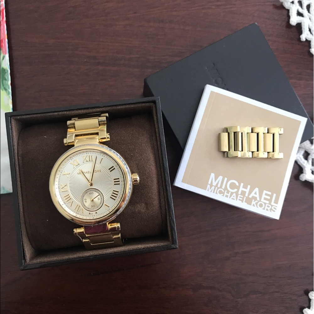 Michael Kors Gold Skylar watch