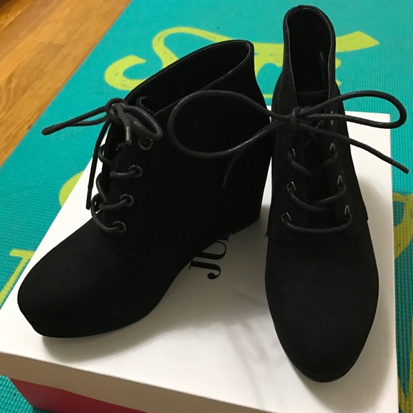 Just Fab Palma wedge boots
