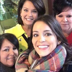 Meet your Posher, Cindy