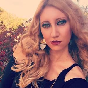 Meet your Posher, Celena